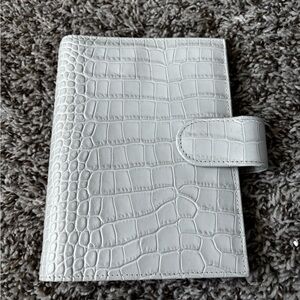 Moterm White Pocket (A7) Binder embossed medium
